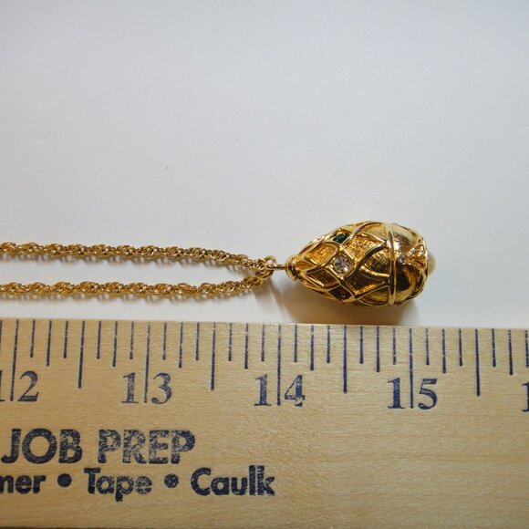 Vintage Joan Rivers Classics Collection Faberge Egg Pendant Necklace - Picture 8 of 10
